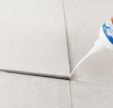 玛沁瓷砖空鼓维修公司分享卫生间瓷砖脱落的原因可能有以下几点